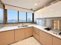 One Robin (D10), Apartment #624526391